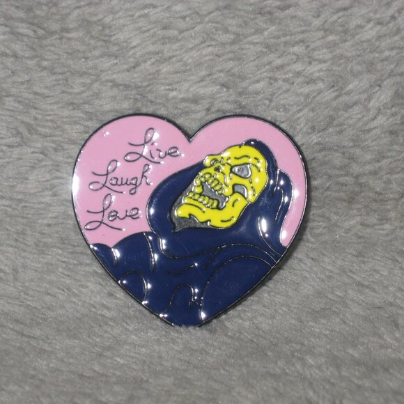1980s Cartoon He-Man MOTU Skeletor Live Laugh Love Metal Enamel Pin 251036A2 - Picture 8 of 8